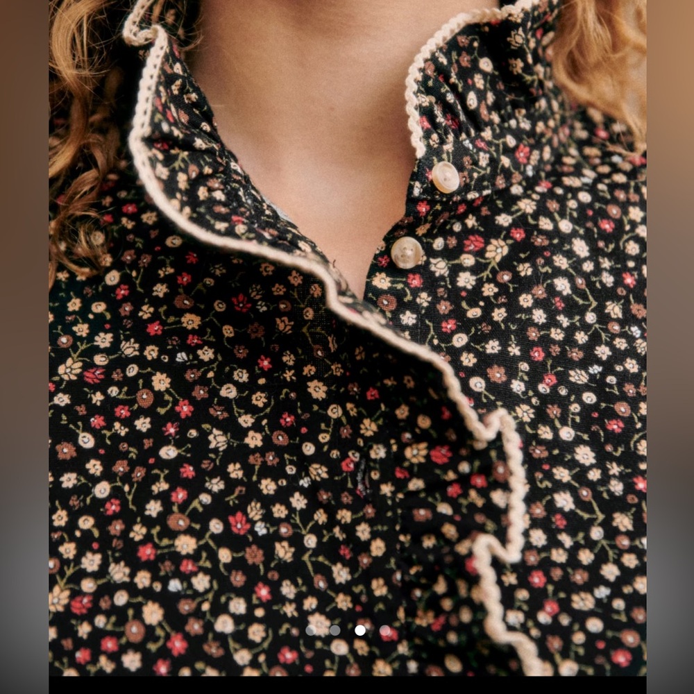 Sezane’s Angelina floral shirt - Picture 2 of 3